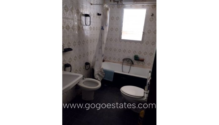 Te koop - Commercieel - Appartementencomplex - Torrevieja - Torrevieja Centro