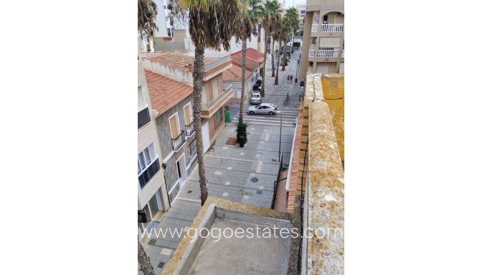 Te koop - Commercieel - Appartementencomplex - Torrevieja - Torrevieja Centro