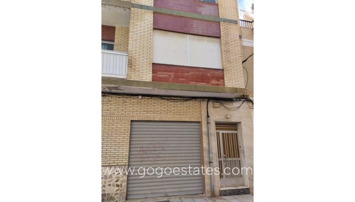 Te koop - Commercieel - Appartementencomplex - Torrevieja - Torrevieja Centro