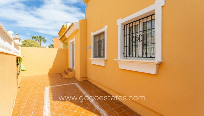 Te koop - Huis - Vrijstaande Villa - Orihuela - Cabo Roig