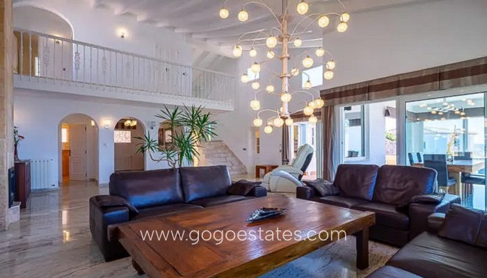 Te koop - Huis - Vrijstaande Villa - Teulada - Moraira