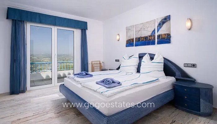 Te koop - Huis - Vrijstaande Villa - Teulada - Moraira