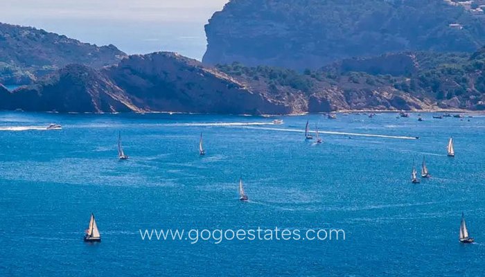 Te koop - Huis - Vrijstaande Villa - Teulada - Moraira