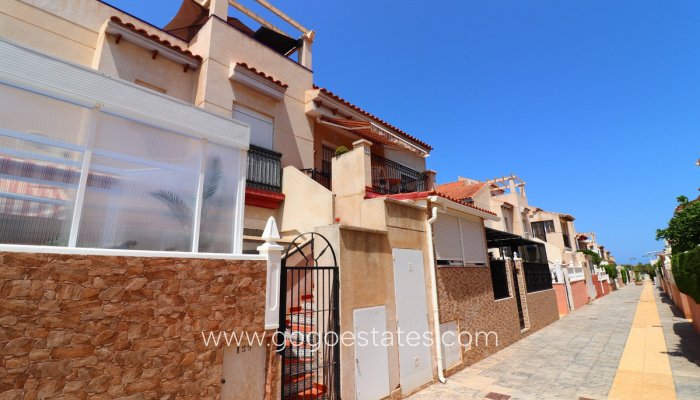 Te koop - Appartement - Appartement op de bovenste verdieping - Orihuela - Playa Flamenca