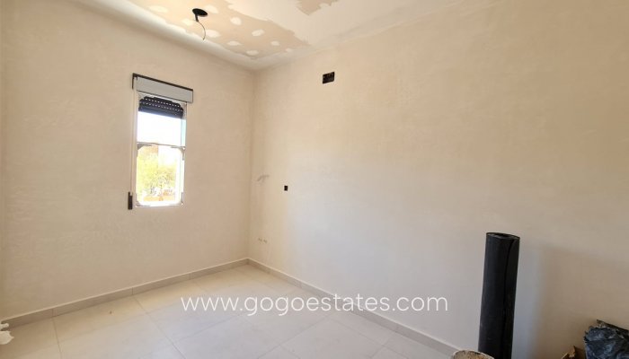 Te koop - Huis - Vrijstaande Villa - Pinoso - Pinoso Centro