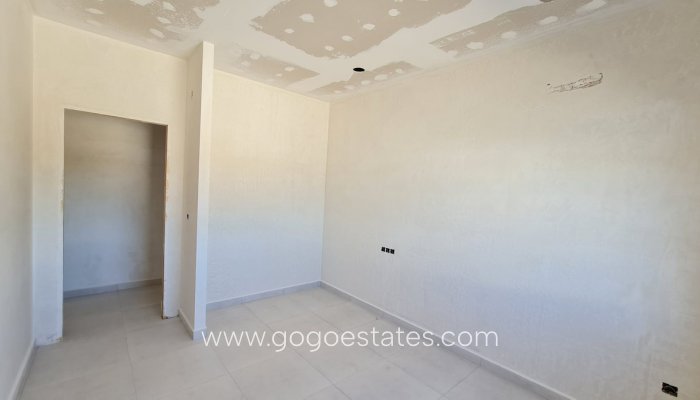 Te koop - Huis - Vrijstaande Villa - Pinoso - Pinoso Centro