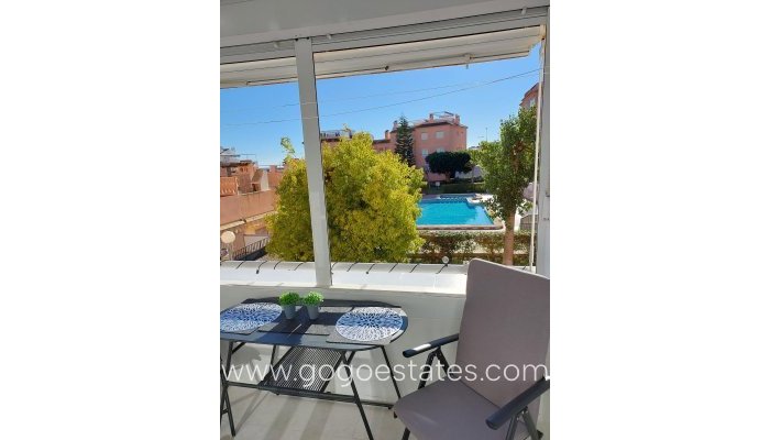 Te koop - Appartement - Appartement op de middelste verdieping - Torrevieja - Torrevieja Centro