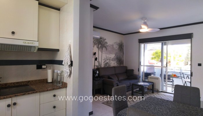 Te koop - Appartement - Appartement op de middelste verdieping - Torrevieja - Torrevieja Centro