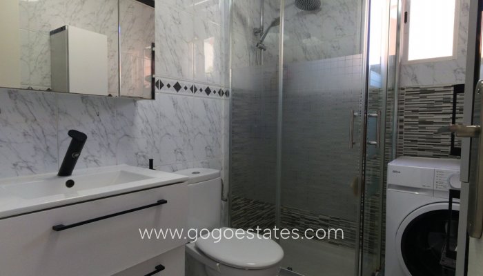 Te koop - Appartement - Appartement op de middelste verdieping - Torrevieja - Torrevieja Centro