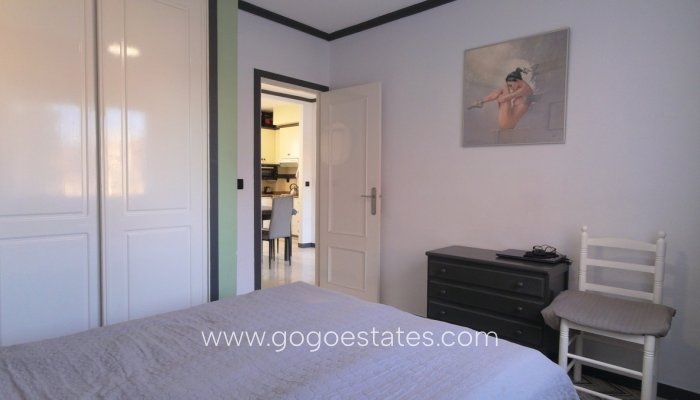 Te koop - Appartement - Appartement op de middelste verdieping - Torrevieja - Torrevieja Centro