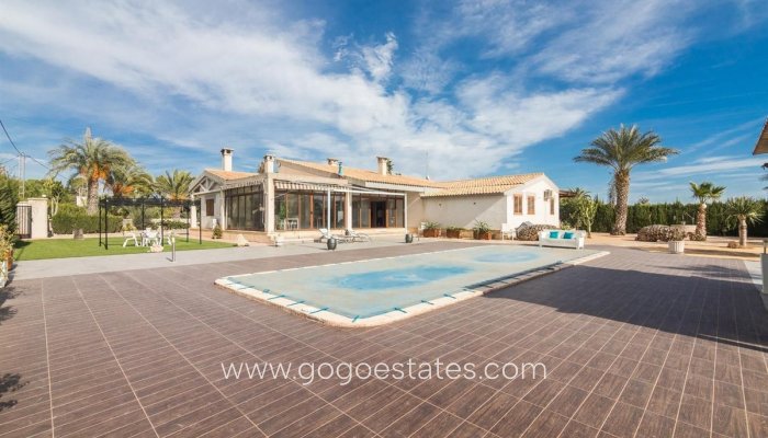 Te koop - Huis - Vrijstaande Villa - Elche - Elche Centro
