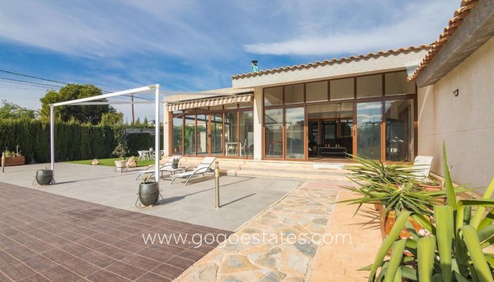 Te koop - Huis - Vrijstaande Villa - Elche - Elche Centro