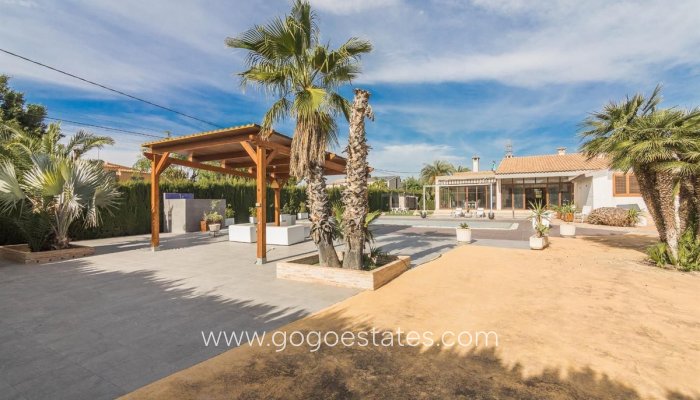 Te koop - Huis - Vrijstaande Villa - Elche - Elche Centro