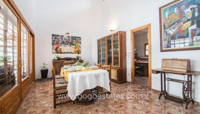 Te koop - Huis - Vrijstaande Villa - Elche - Elche Centro