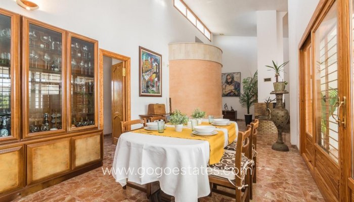 Te koop - Huis - Vrijstaande Villa - Elche - Elche Centro