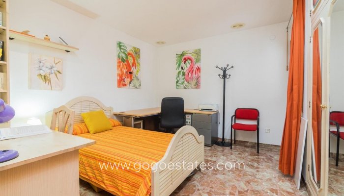 Te koop - Huis - Vrijstaande Villa - Elche - Elche Centro