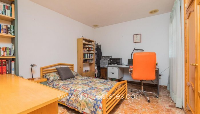 Te koop - Huis - Vrijstaande Villa - Elche - Elche Centro