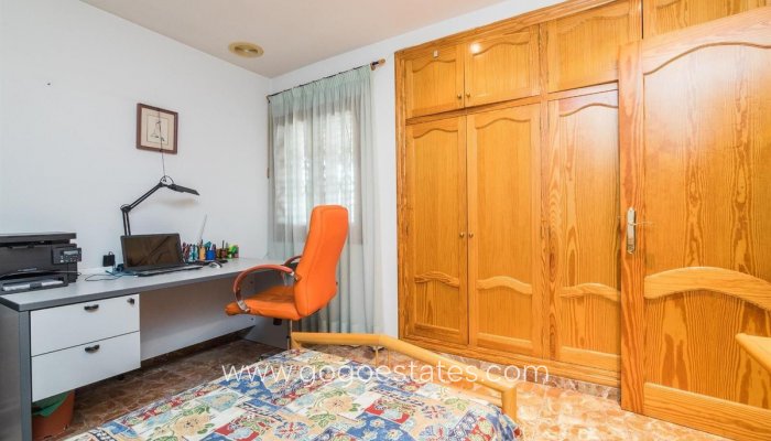 Te koop - Huis - Vrijstaande Villa - Elche - Elche Centro