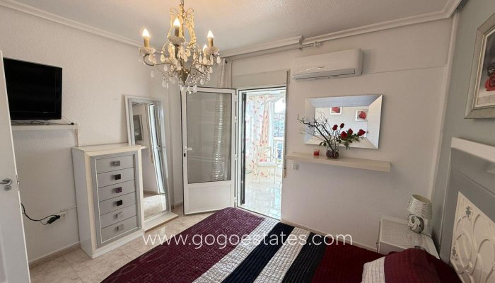 Te koop - Huis - Stadswoning - Torrevieja - Torrevieja Centro