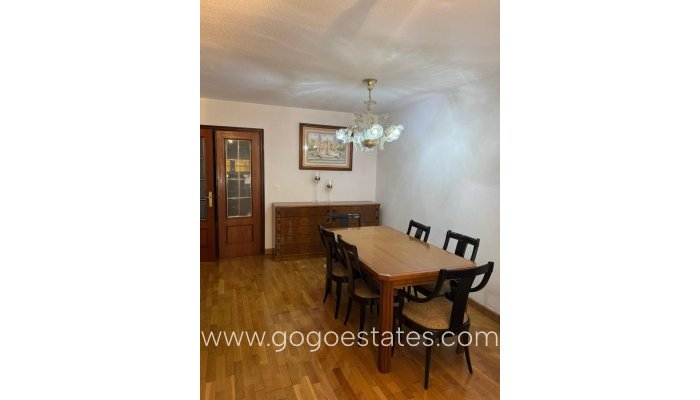 Te koop - Appartement - Appartement op de middelste verdieping - Torrevieja - Torrevieja Centro