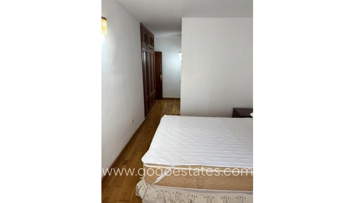 Te koop - Appartement - Appartement op de middelste verdieping - Torrevieja - Torrevieja Centro