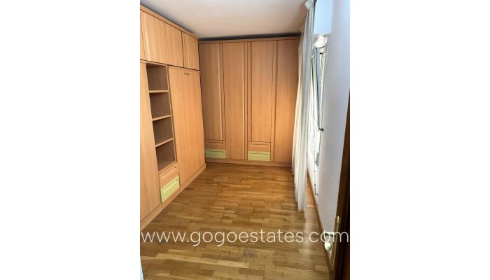 Te koop - Appartement - Appartement op de middelste verdieping - Torrevieja - Torrevieja Centro