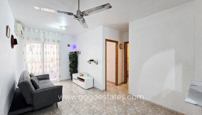 Te koop - Appartement - Appartement op de middelste verdieping - Torrevieja - Torrevieja Centro