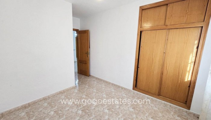 Te koop - Appartement - Appartement op de middelste verdieping - Torrevieja - Torrevieja Centro