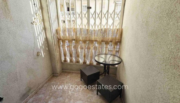 Te koop - Appartement - Appartement op de middelste verdieping - Torrevieja - Torrevieja Centro