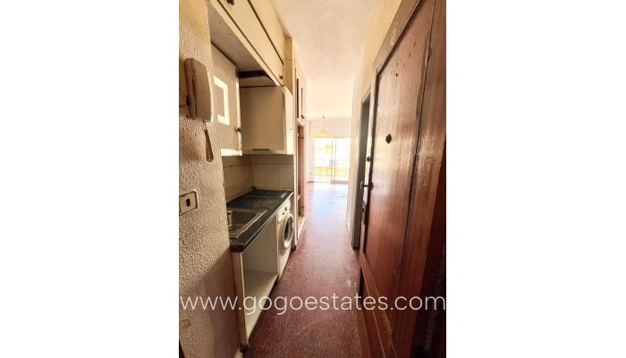 Te koop - Appartement - Studio op de middelste verdieping - Torrevieja - Playa de los Locos