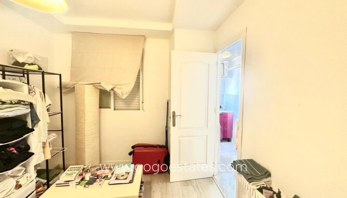 Te koop - Appartement - Appartement op de middelste verdieping - Torrevieja - Torrevieja Centro