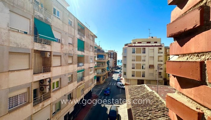 Te koop - Appartement - Appartement op de middelste verdieping - Torrevieja - Torrevieja Centro