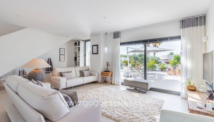 Te koop - Huis - Vrijstaande Villa - Teulada - Moraira