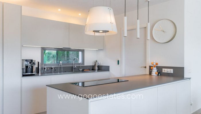 Te koop - Huis - Vrijstaande Villa - Teulada - Moraira