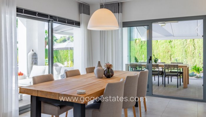 Te koop - Huis - Vrijstaande Villa - Teulada - Moraira