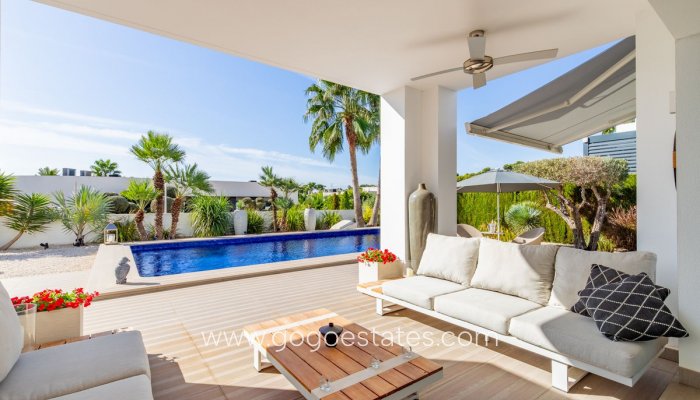 Te koop - Huis - Vrijstaande Villa - Teulada - Moraira