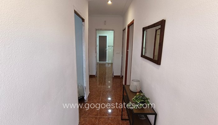 Te koop - Huis - Stadswoning - Salinas - Salinas Centro