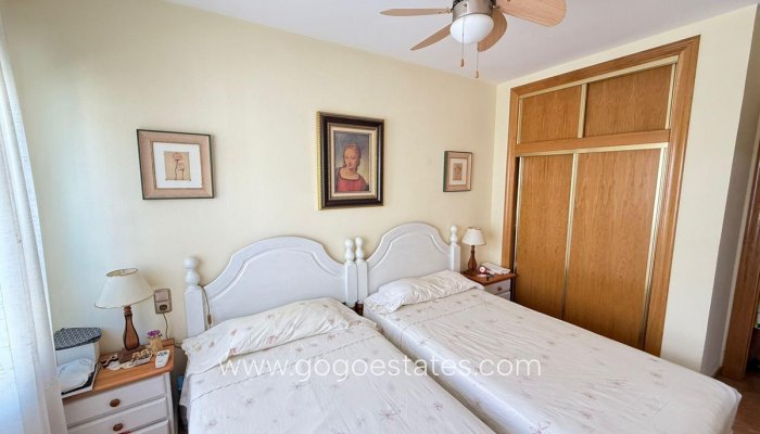 Te koop - Appartement - Appartement op de middelste verdieping - Torrevieja - Playa del Cura