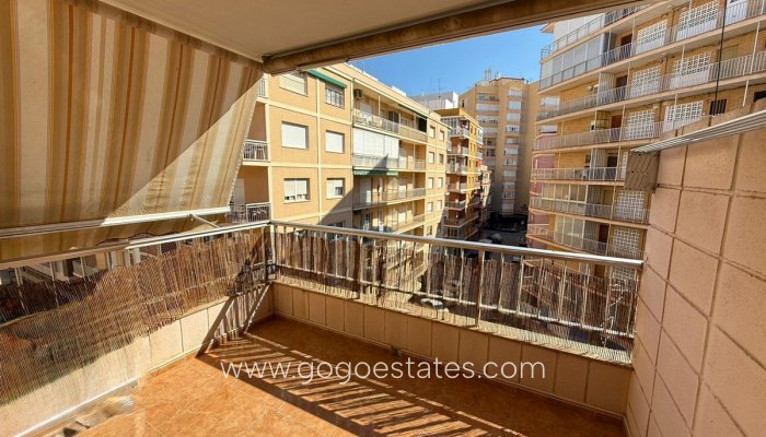 Te koop - Appartement - Appartement op de middelste verdieping - Torrevieja - Playa del Cura