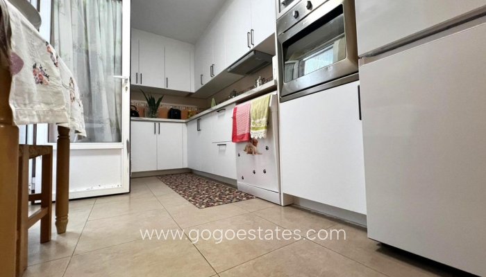 Te koop - Appartement - Appartement op de middelste verdieping - Torrevieja - Torrevieja Centro