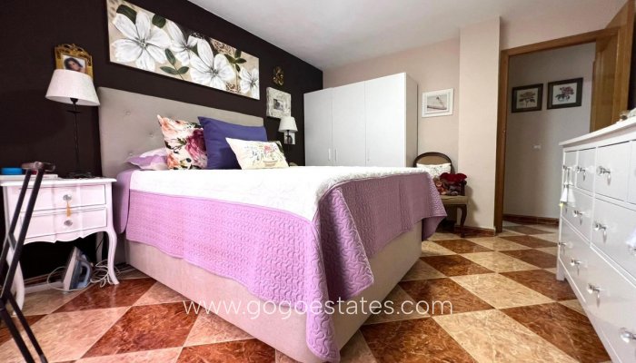 Te koop - Appartement - Appartement op de middelste verdieping - Torrevieja - Torrevieja Centro