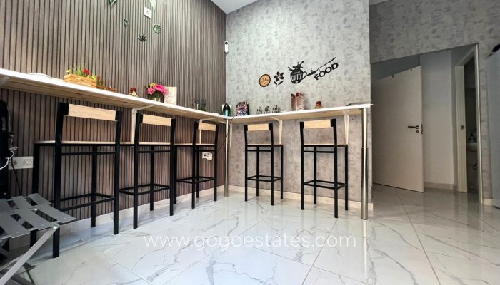 Te koop - Commercieel - Zakelijk - Torrevieja - Torrevieja Centro