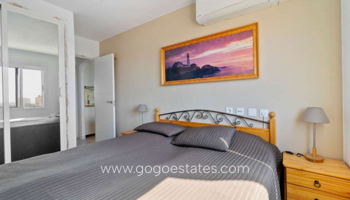 Te koop - Appartement - Appartement op de middelste verdieping - Torrevieja - Torrevieja Centro