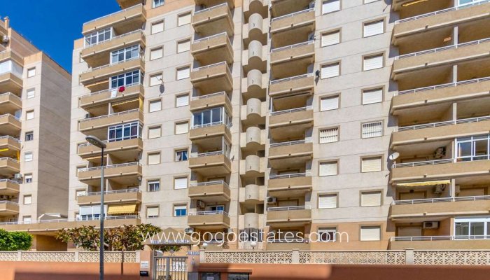 Te koop - Appartement - Appartement op de middelste verdieping - Torrevieja - Torrevieja Centro