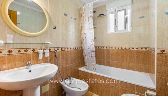 Te koop - Appartement - Appartement op de bovenste verdieping - Orihuela - Orihuela Costa