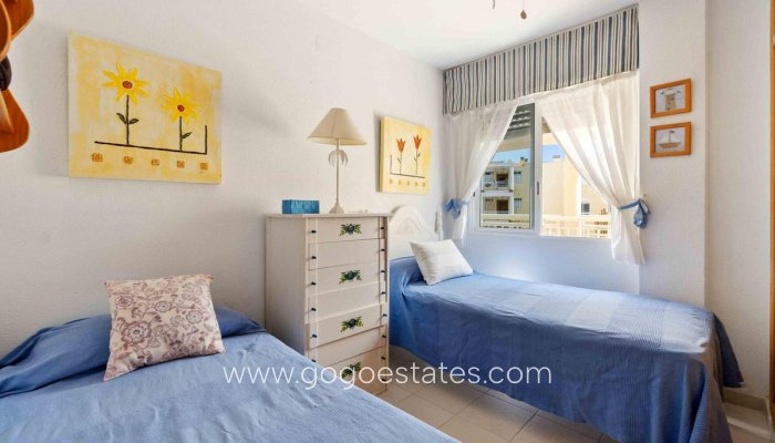 Te koop - Appartement - Appartement op de middelste verdieping - Orihuela - Campoamor