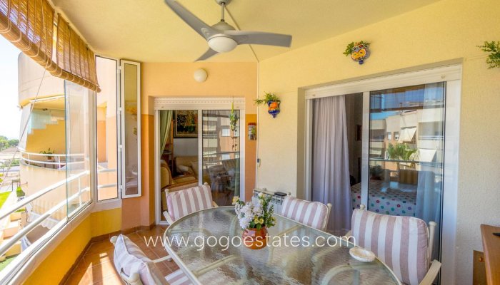 Te koop - Appartement - Appartement op de middelste verdieping - Orihuela - Campoamor