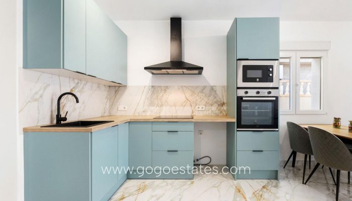 Te koop - Huis - Vrijstaande Villa - Torrevieja - Nueva Torrevieja