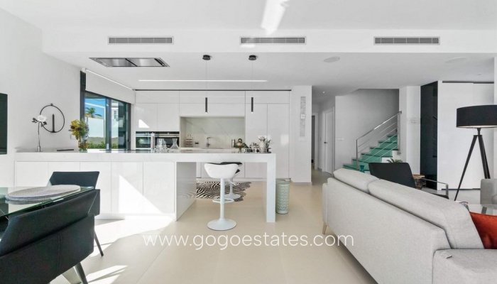 Te koop - Huis - Vrijstaande Villa - Orihuela - Campoamor