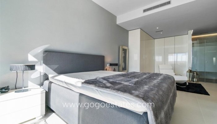 Te koop - Huis - Vrijstaande Villa - Orihuela - Campoamor